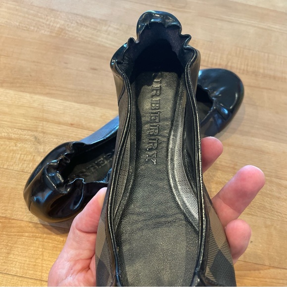 Burberry Black Patent Leather Nova Soft Ballerina Flats Size 36.5 - Picture 11 of 12